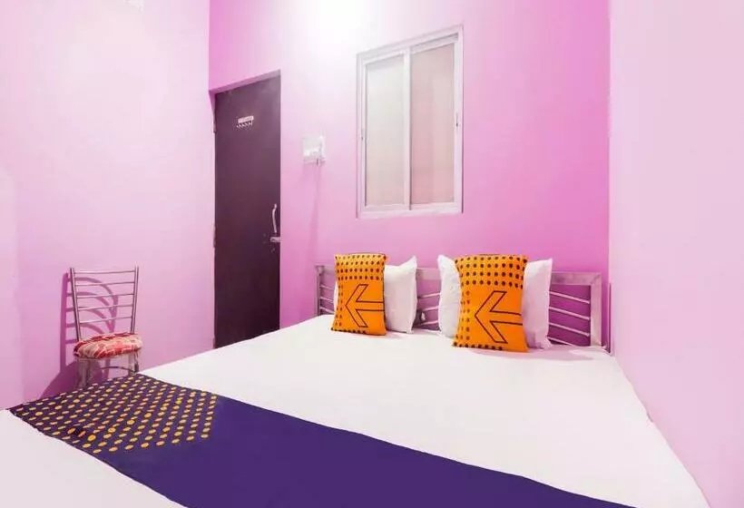 Hotelli Spot On 78945 Chanakya