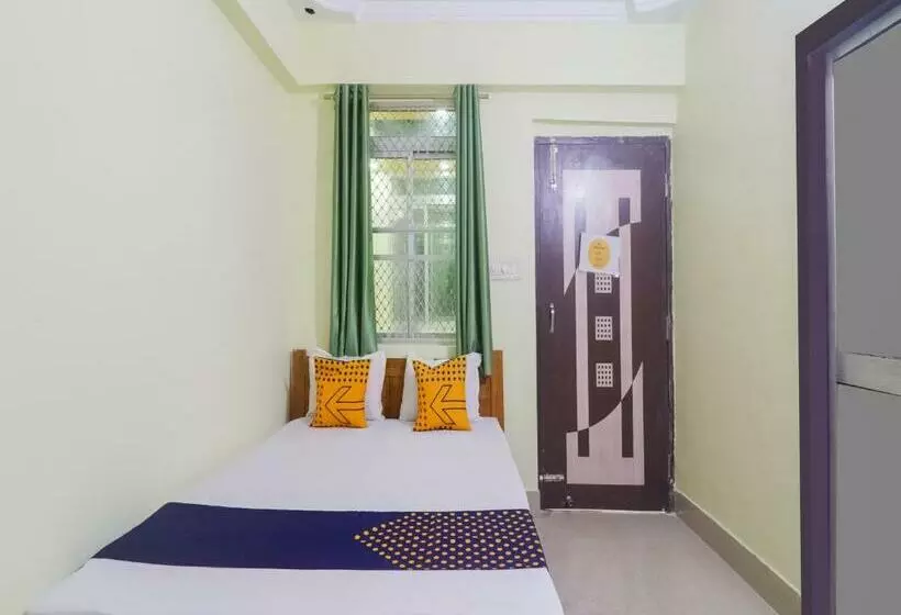 Hotelli Spot On 78945 Chanakya