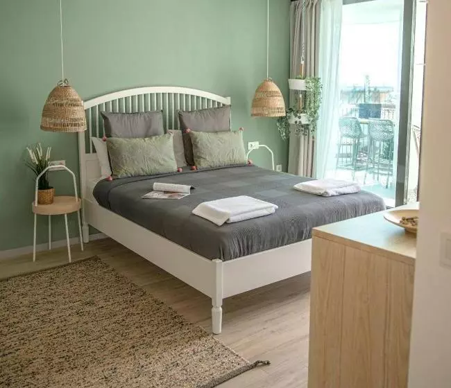 Payava Hotel By True Blue