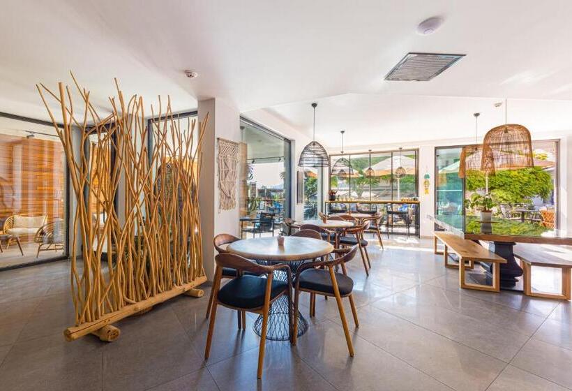 Payava Hotel By True Blue