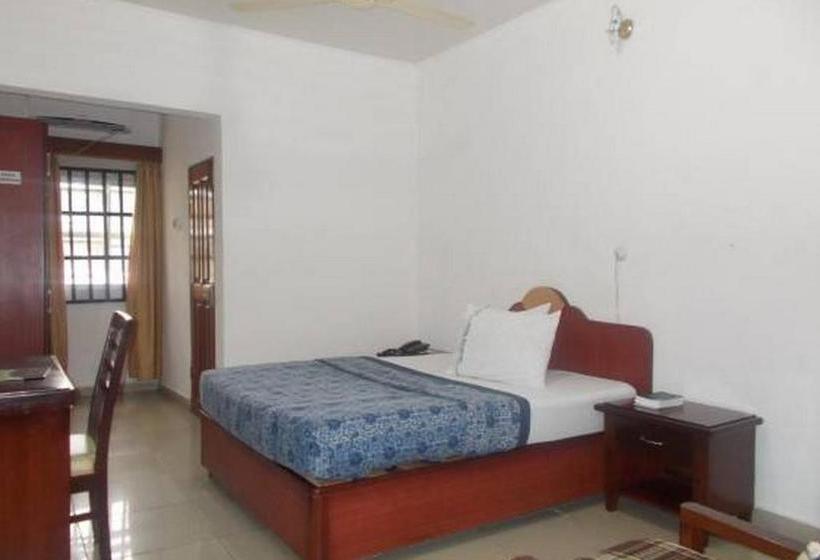 پانسیون Royal Bit , Calabar