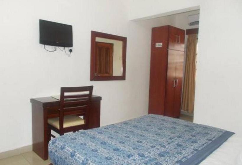 پانسیون Royal Bit , Calabar