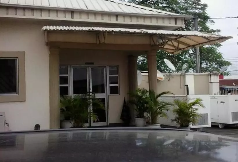 پانسیون Royal Bit , Calabar