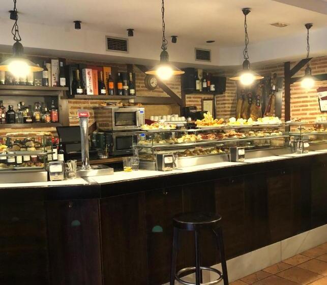 فندق فئة نجمة واحدة Hosteria Casa Vallejo