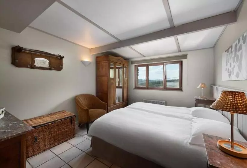 فندق Aux Ecuries De La Reine