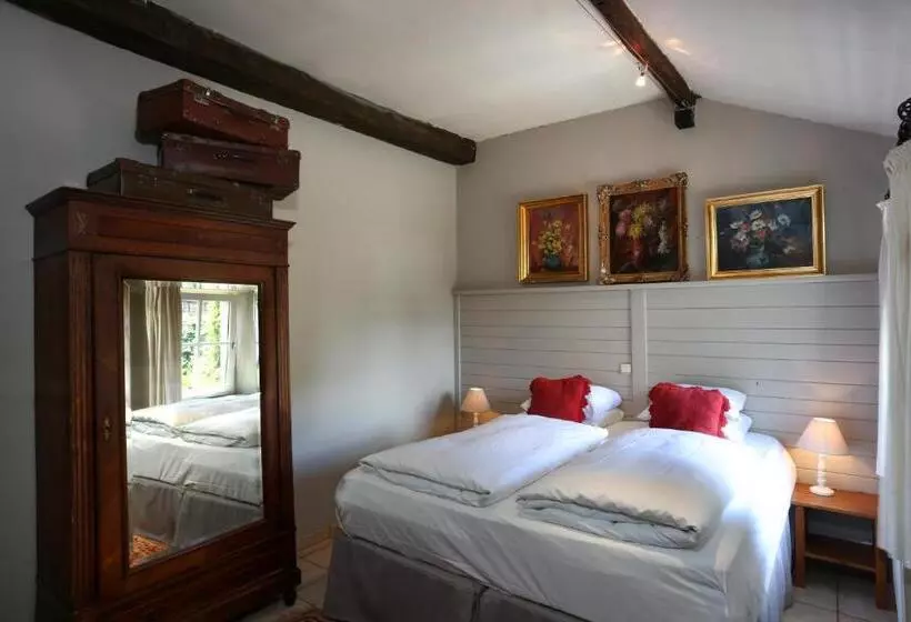 فندق Aux Ecuries De La Reine