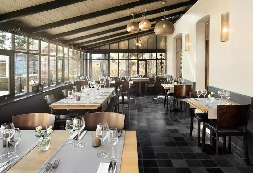 فندق Aux Ecuries De La Reine