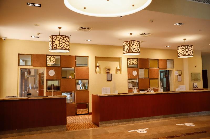 호텔 Crowne Plaza Sohar, An Ihg