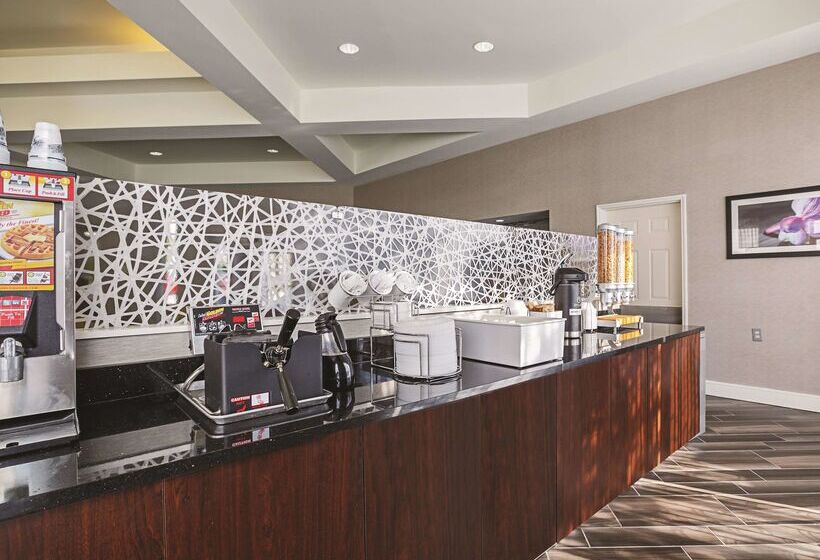 ホテル La Quinta By Wyndham Dallas Plano West