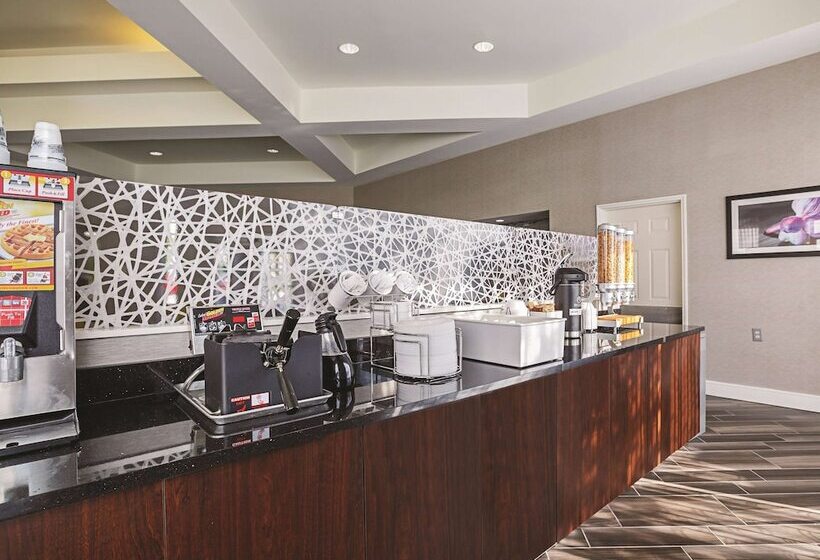 ホテル La Quinta By Wyndham Dallas Plano West