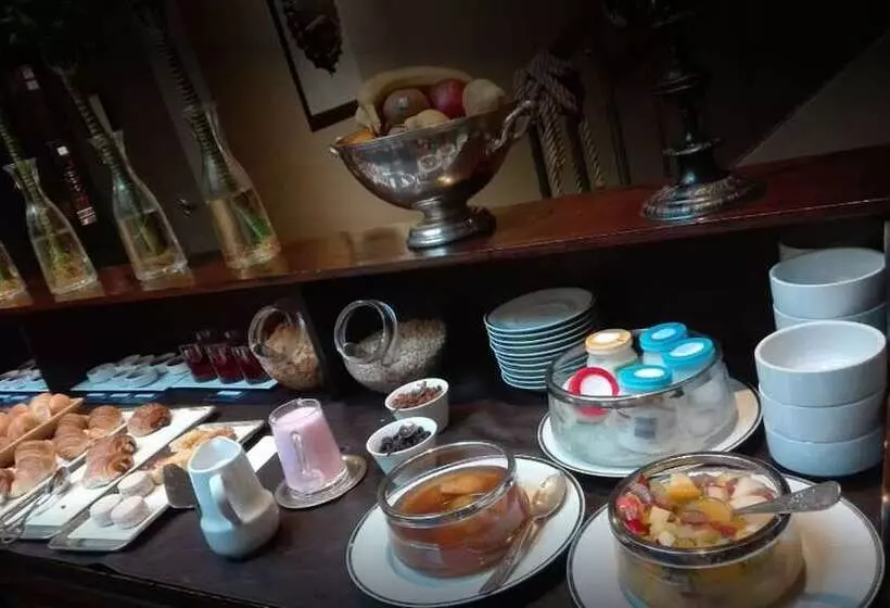 هتل Legado Mitico Buenos Aires