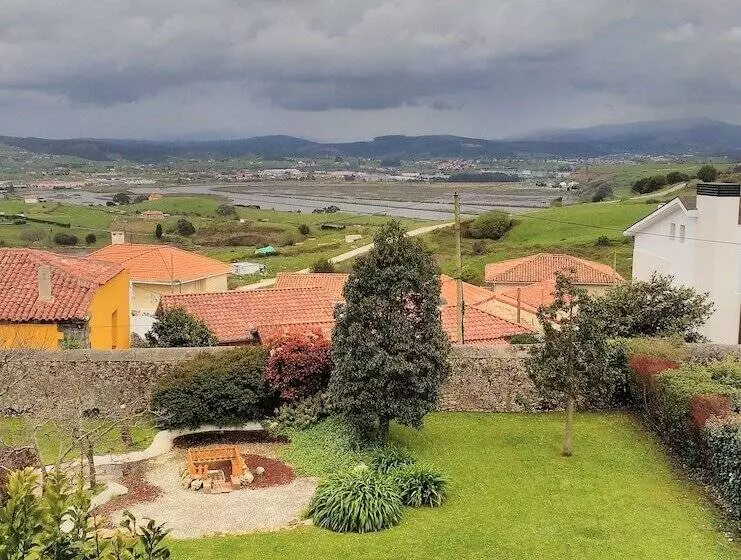 فندق Posada Campo