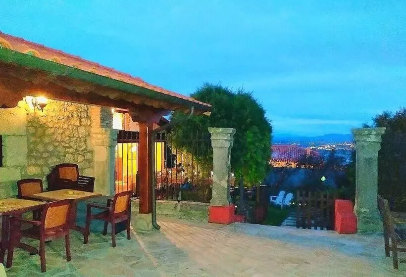 فندق Posada Campo