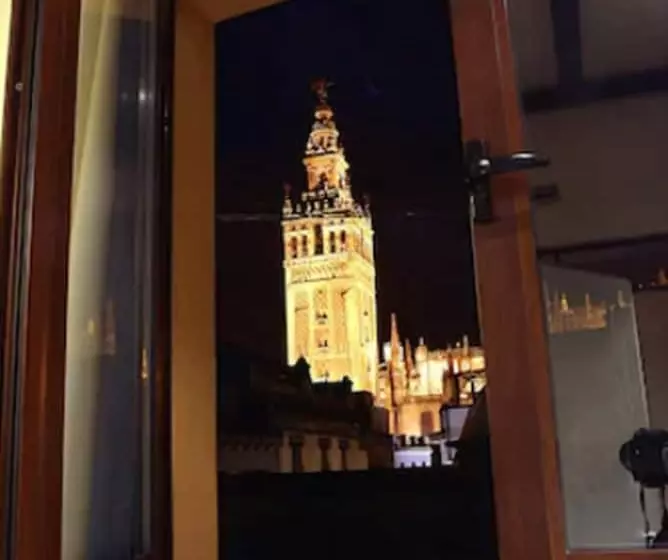 هتل Usense Sevilla Centro