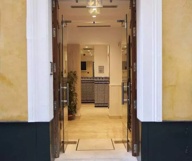 هتل Usense Sevilla Centro
