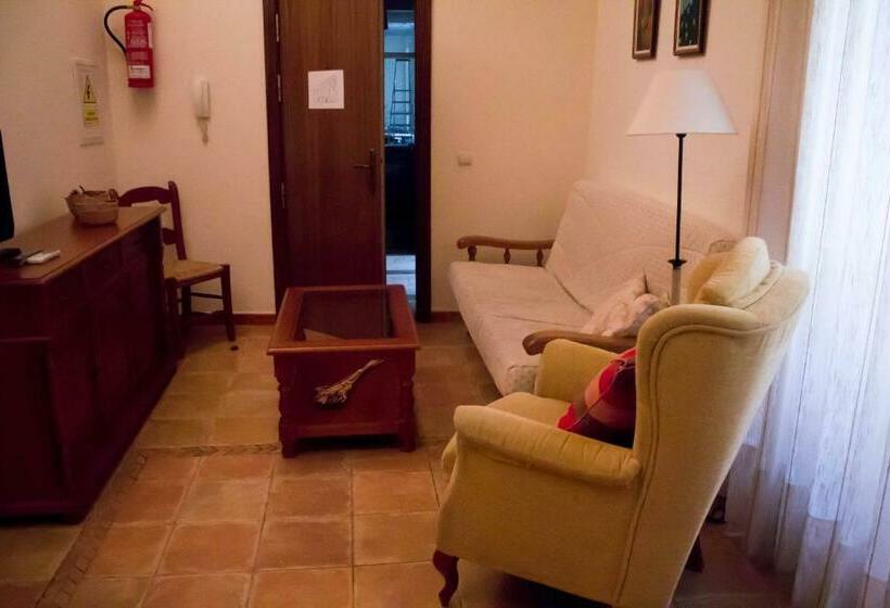 La Casa De Las Titas