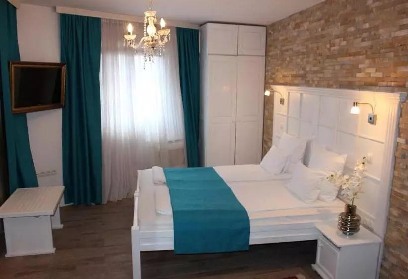 مُتل Restaurant Kriva ćuprija