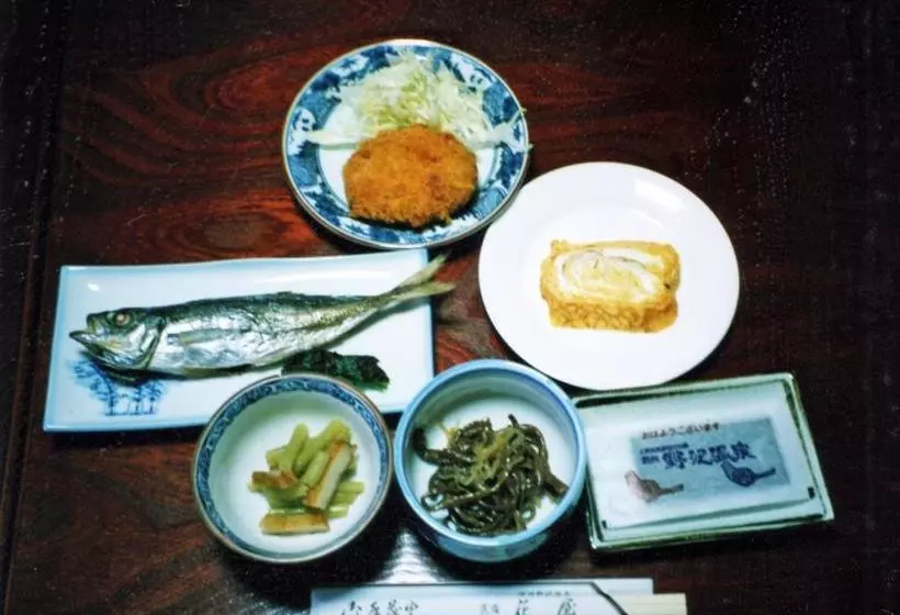 ベッドアンドブレックファースト Minpaku Hanaya