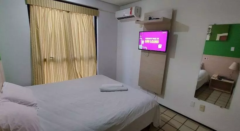 Flat Number One Ferreira Hospdagens