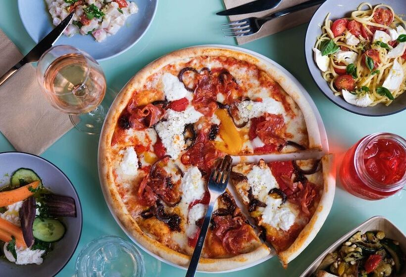 فندق Eklo Marne La Vallee