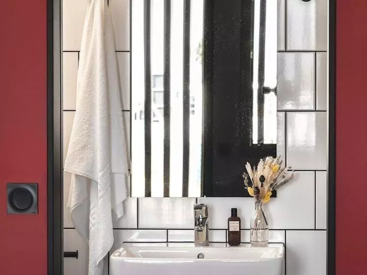 Hotelli Eklo Marne La Vallee