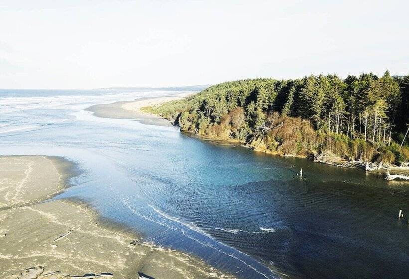 酒店 Hi Tide Resort