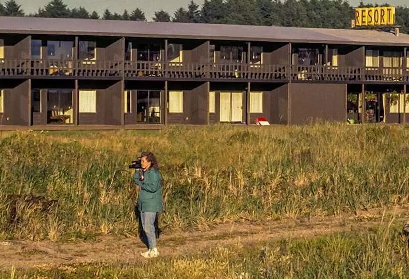 Hotelli Hi Tide Resort