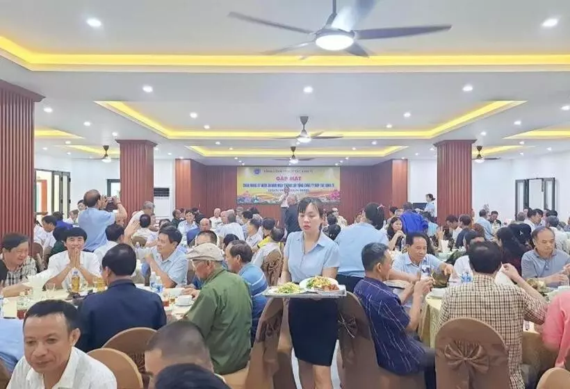 Hon Ngu Hotel Cua Lo Beach