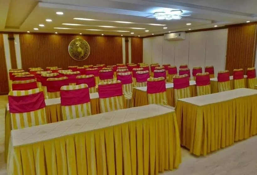 Hon Ngu Hotel Cua Lo Beach