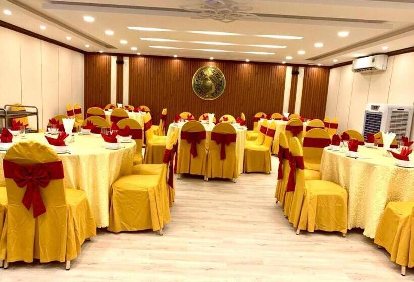 Hon Ngu Hotel Cua Lo Beach