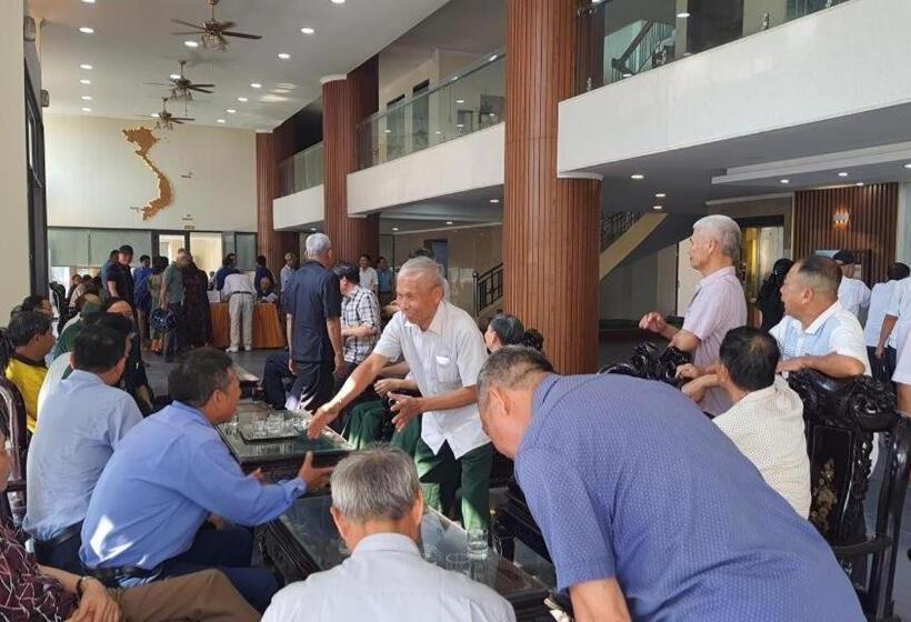 Hon Ngu Hotel Cua Lo Beach