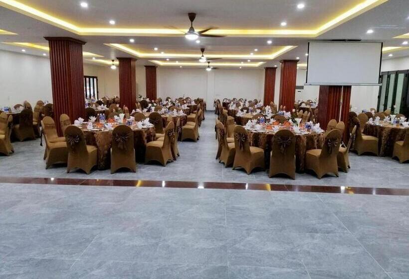 Hon Ngu Hotel Cua Lo Beach