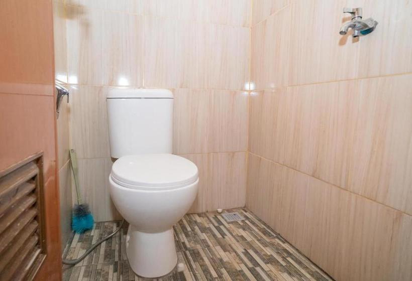 בית מלון כפרי Koolkost Syariah Near Villa Nusa Indah