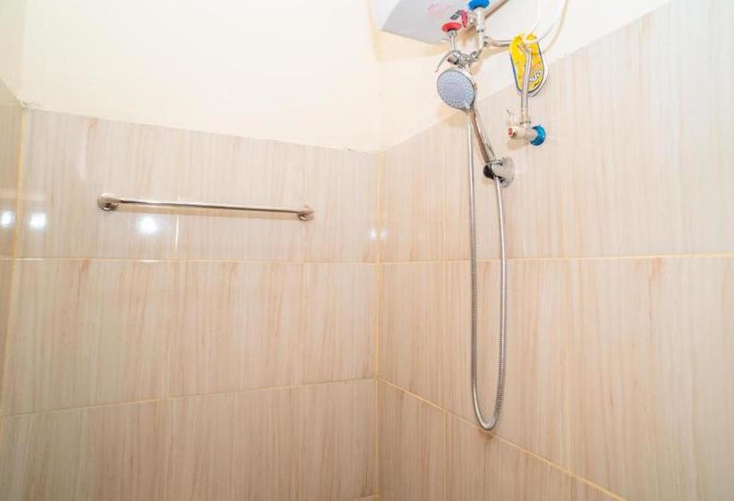 בית מלון כפרי Koolkost Syariah Near Villa Nusa Indah