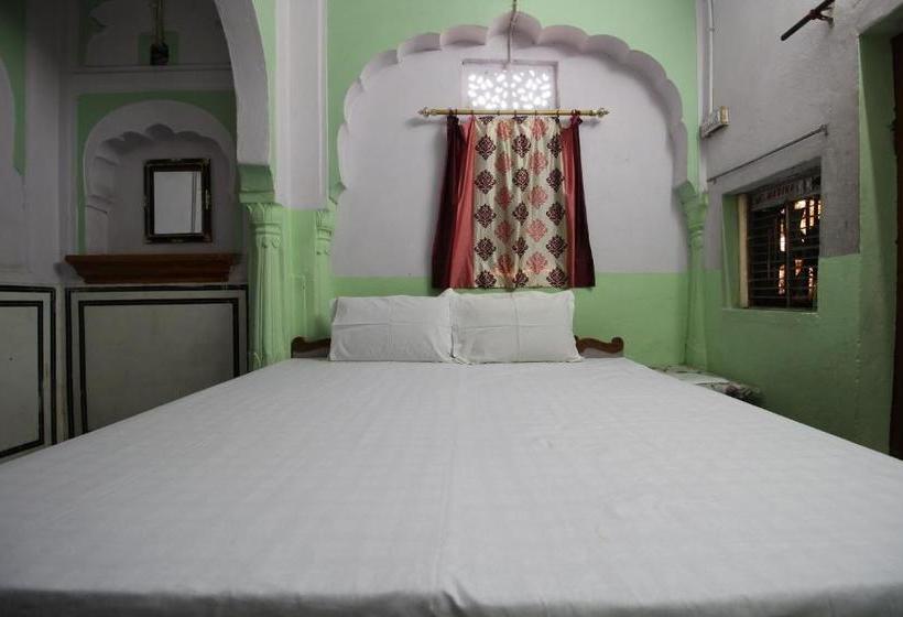 호텔 Spot On 40715 Khawas Palace Heritage Guest House