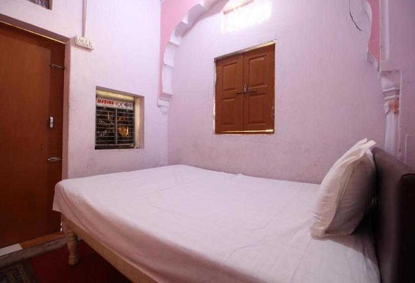 호텔 Spot On 40715 Khawas Palace Heritage Guest House