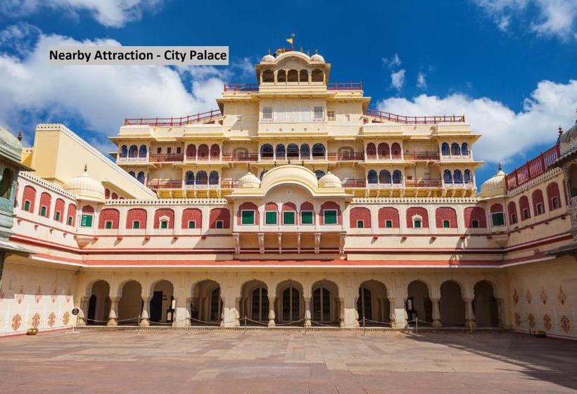 호텔 Spot On 40715 Khawas Palace Heritage Guest House