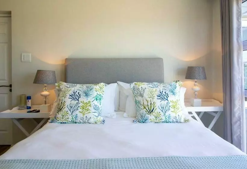 Majatalo Alfred View