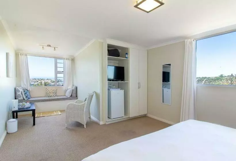 Majatalo Alfred View