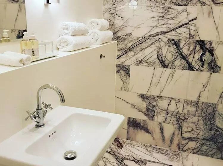 Prästgården Hotell & Bryggeri