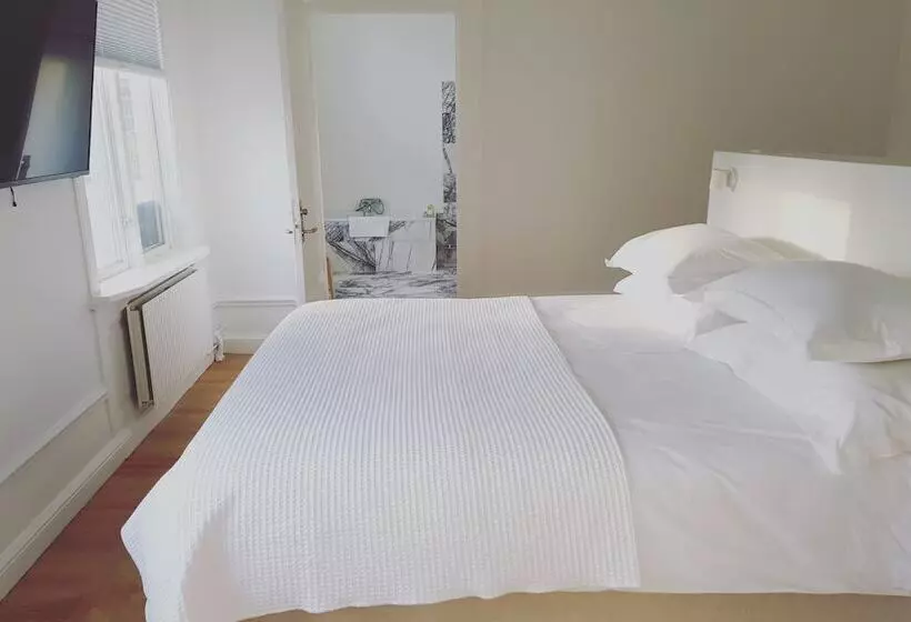 Prästgården Hotell & Bryggeri