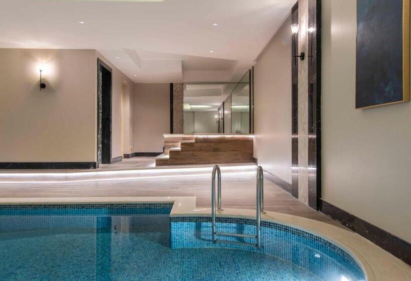 Waw Hotel Suites King Abdullah District