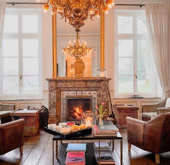 مبيت وإفطار Château Charles