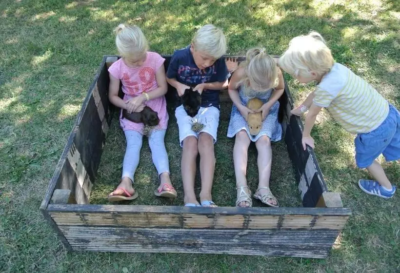 ベッドアンドブレックファースト Lo Petit Cretsou