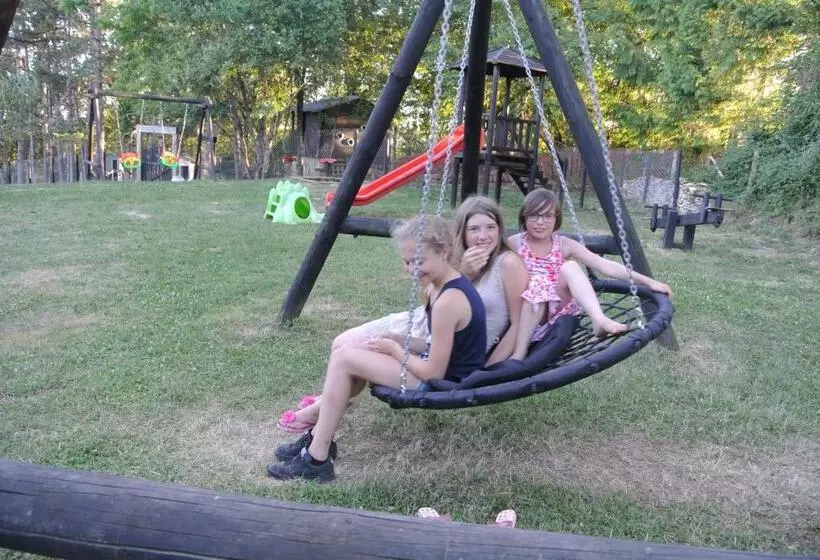 ベッドアンドブレックファースト Lo Petit Cretsou