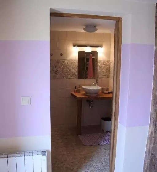 ベッドアンドブレックファースト Lo Petit Cretsou