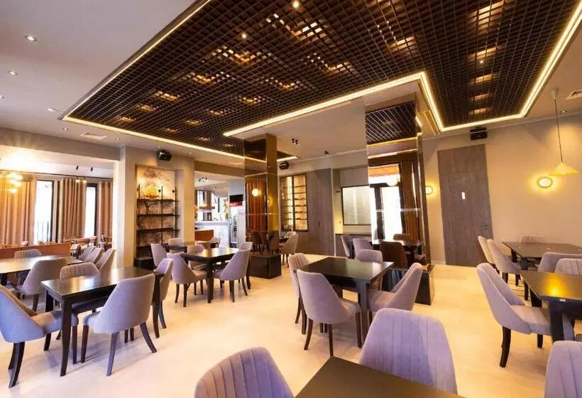 Donantelo Hotel Vlore