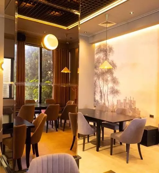 Donantelo Hotel Vlore