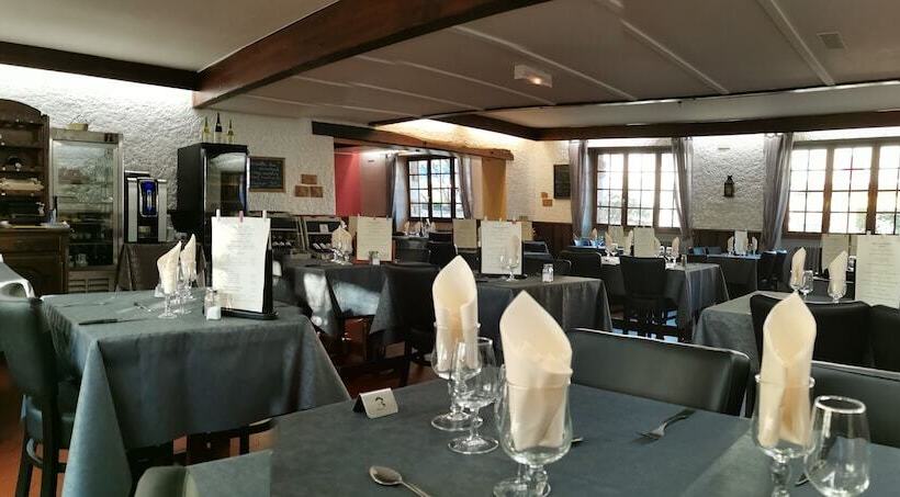 בית מלון כפרי La Vieille Ferme