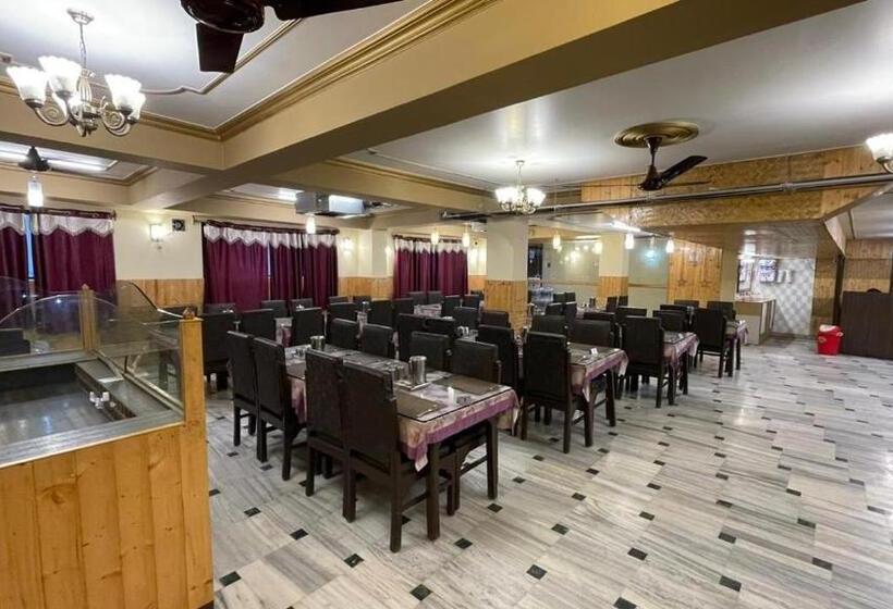 בית מלון כפרי New Mamta